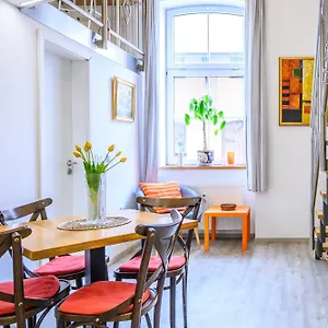 https://the-happy-loft.hotels-in-ljubljana.com