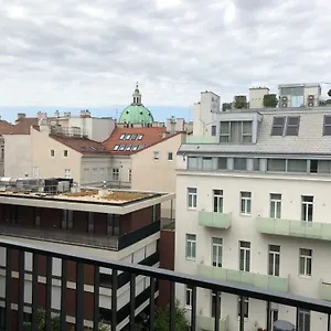 https://moderne-trifft-tradition-im-herzen-wiens.vienna-besthotels.com
